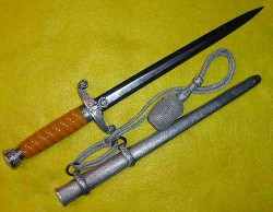 Nazi Army Officer’s Dress Dagger by Eickhorn with Portapee...$395 SOLD
