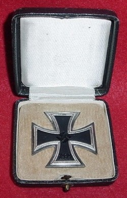 Nazi Iron Cross 1st Class in Case by Rudolf Wachtler...$295 SOLD