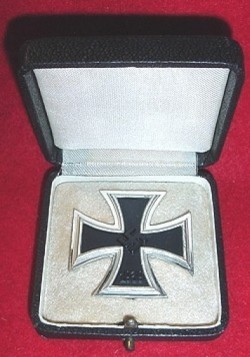 Nazi Iron Cross 1st Class in Case by Steinhauer...$295 SOLD