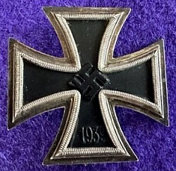 Nazi 1939 Iron Cross 1st Class in Issue Case...$340 SOLD