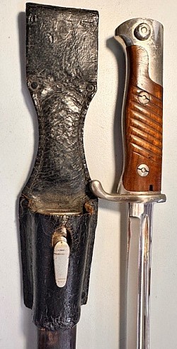 Original WW1 S98 Bayonet With Matching Numbers and Leather Frog