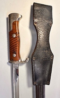 Original WW1 S98 Bayonet With Matching Numbers and Leather Frog
