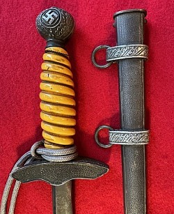 Original Nazi Luftwaffe 2nd Model Dagger by C. Gustav Spitzer with Hangers and Portapee
