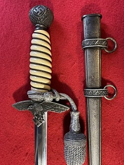 Original Nazi Luftwaffe 2nd Model Dress Dagger by Anton Wingen Jr. with Portapee