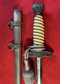 Original Nazi Luftwaffe 2nd Model Dress Dagger by Anton Wingen Jr. with Portapee